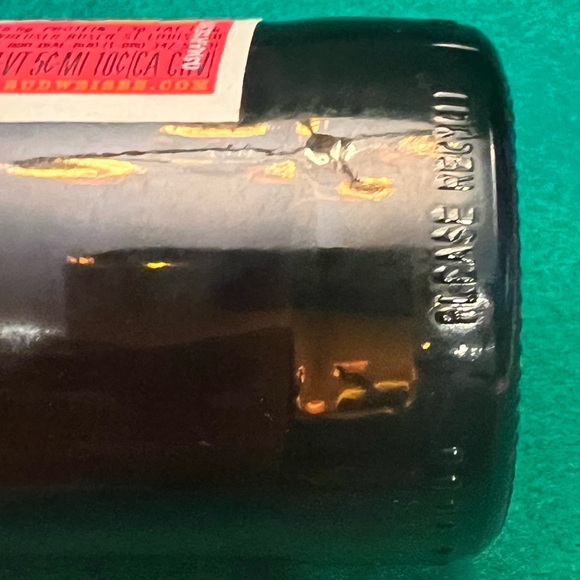 Budweiser collector Upside Down Label Long neck Bottle - Picture 8 of 15